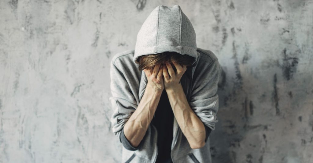O Estigma da Dependência Química na Sociedade